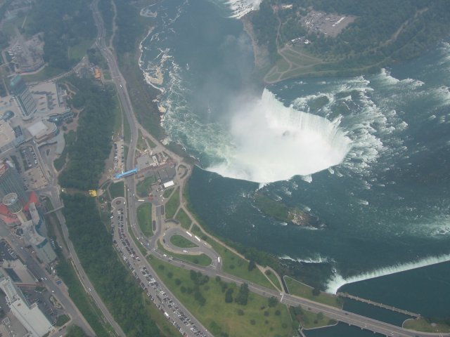 NiagaraHelikopter05.jpg, 294 KB