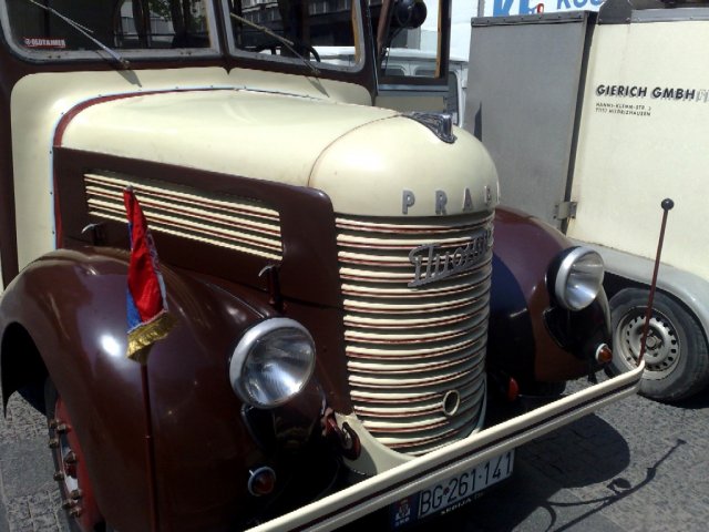 PrviSrpskiAutobus02.jpg, 189 KB